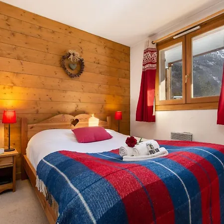 Les Bossons Sleeps 4 Chamonix